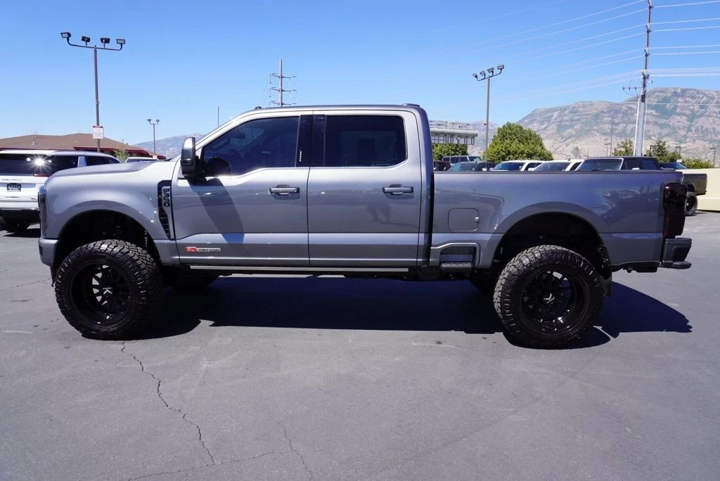 2024 Ford Super Duty 5th Gen - Image 7 of 12