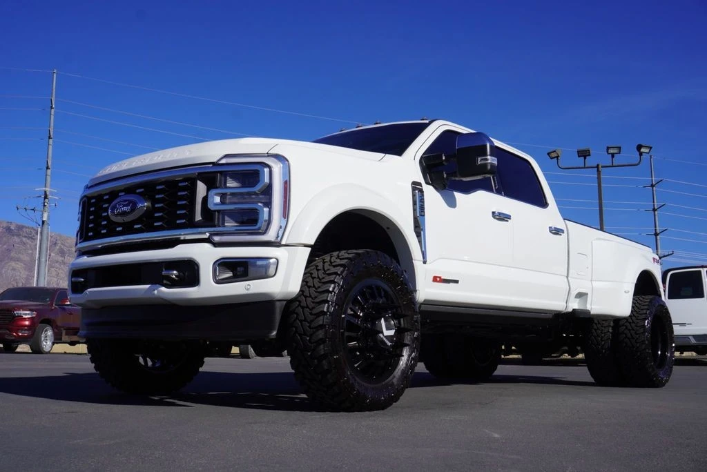 2024 Ford Super Duty 5th Gen - Image 6 of 12