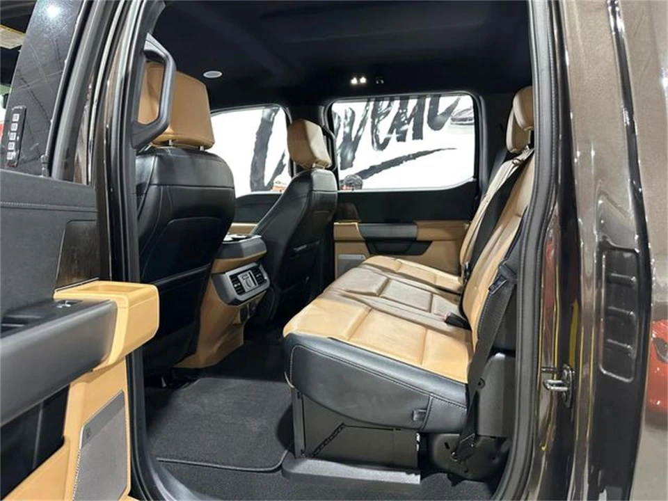2024 Ford Super Duty 5th Gen - Image 14 of 30