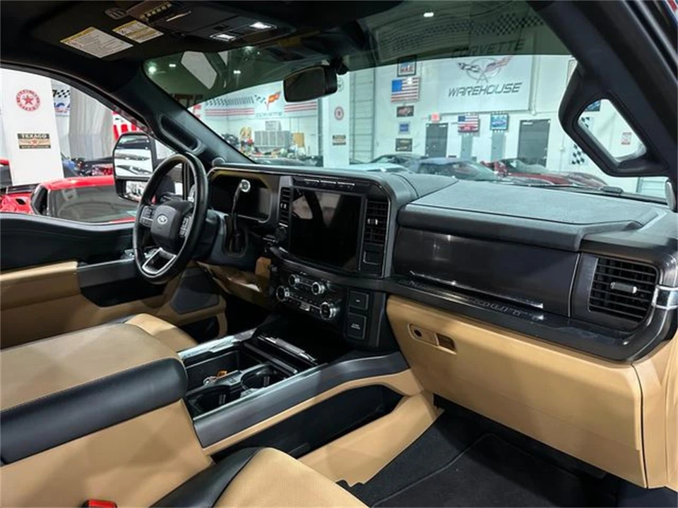 2024 Ford Super Duty 5th Gen - Image 10 of 30
