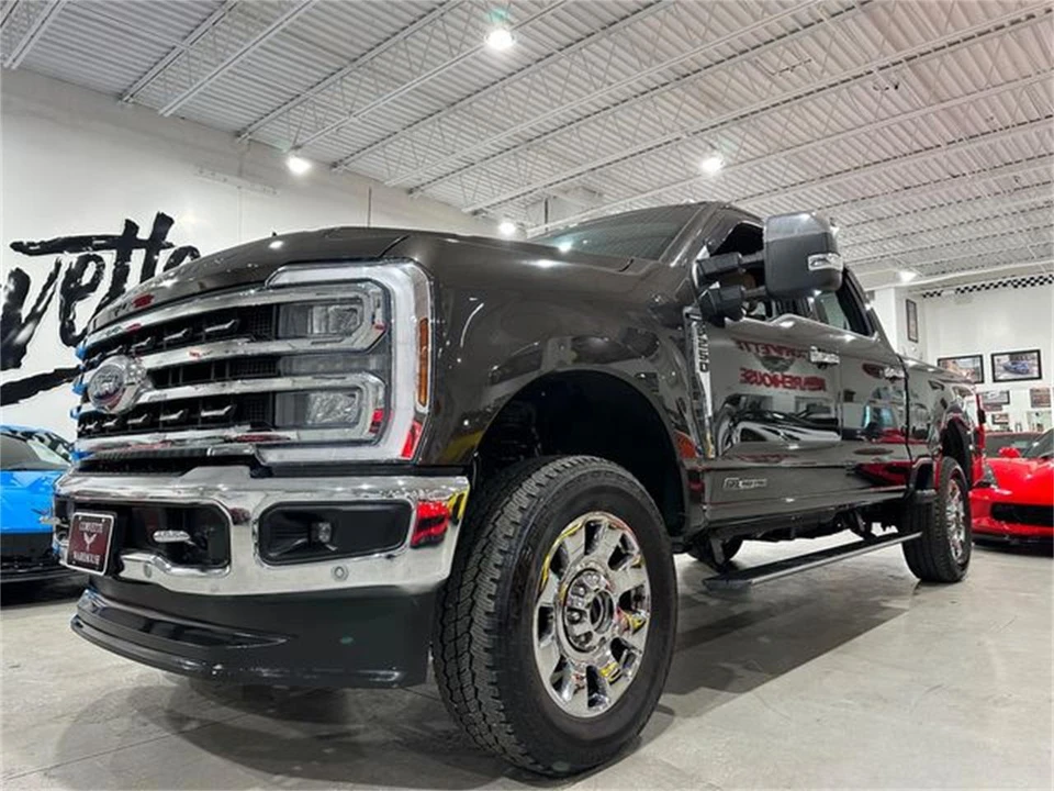 2024 Ford Super Duty 5th Gen - Image 29 of 30