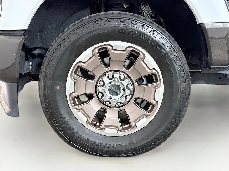 2024 Ford Super Duty 5th Gen - Image 13 of 14