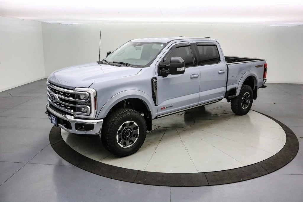 2024 Ford Super Duty 5th Gen - Image 13 of 21