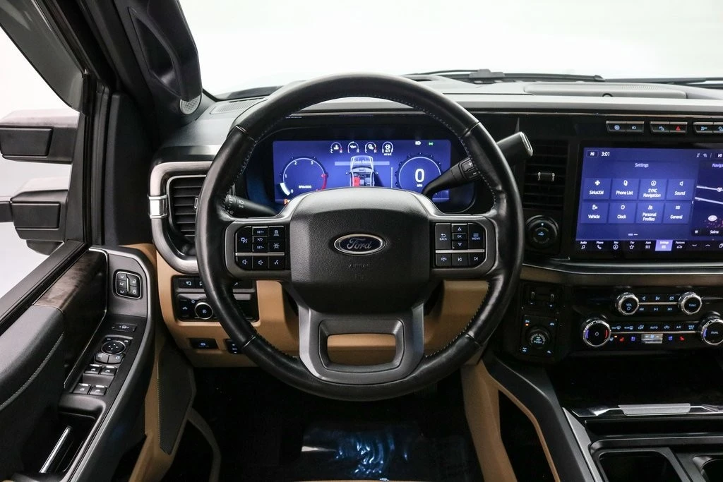 2024 Ford Super Duty 5th Gen - Image 18 of 21