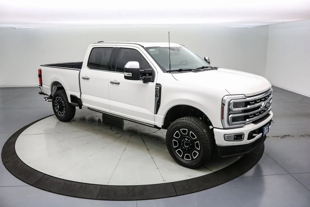 2024 Ford Super Duty 5th Gen - Image 2 of 21