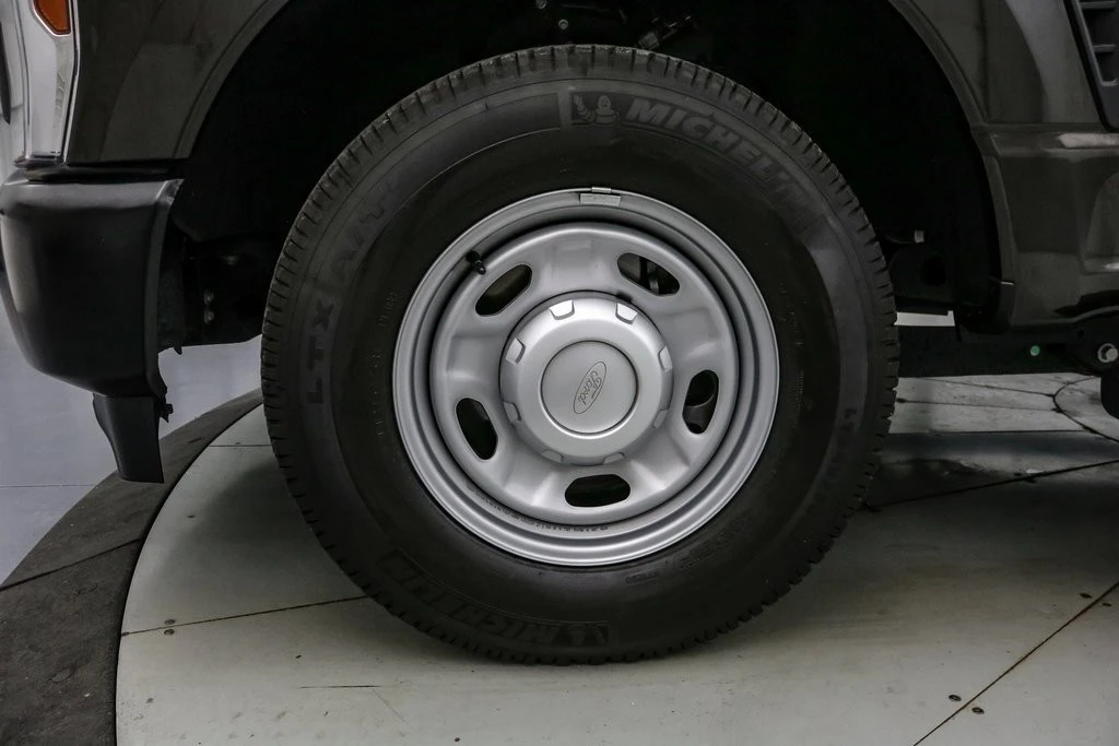 2024 Ford Super Duty 5th Gen - Image 12 of 21