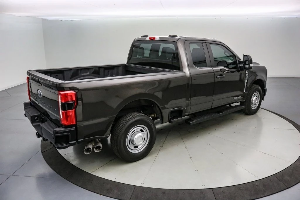 2024 Ford Super Duty 5th Gen - Image 5 of 21