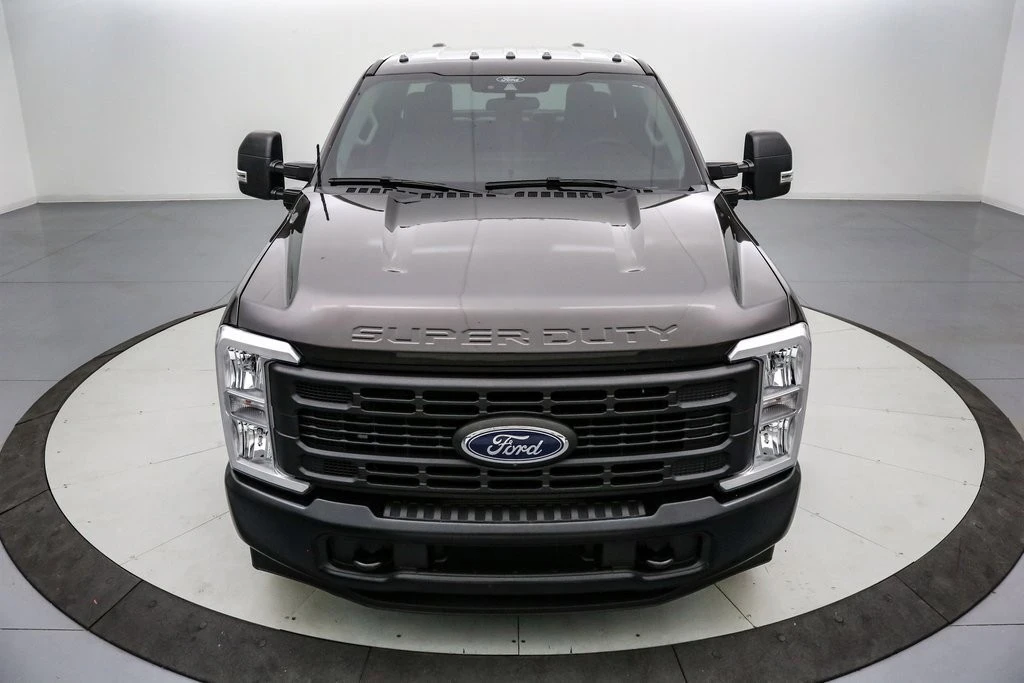 2024 Ford Super Duty 5th Gen - Image 11 of 21
