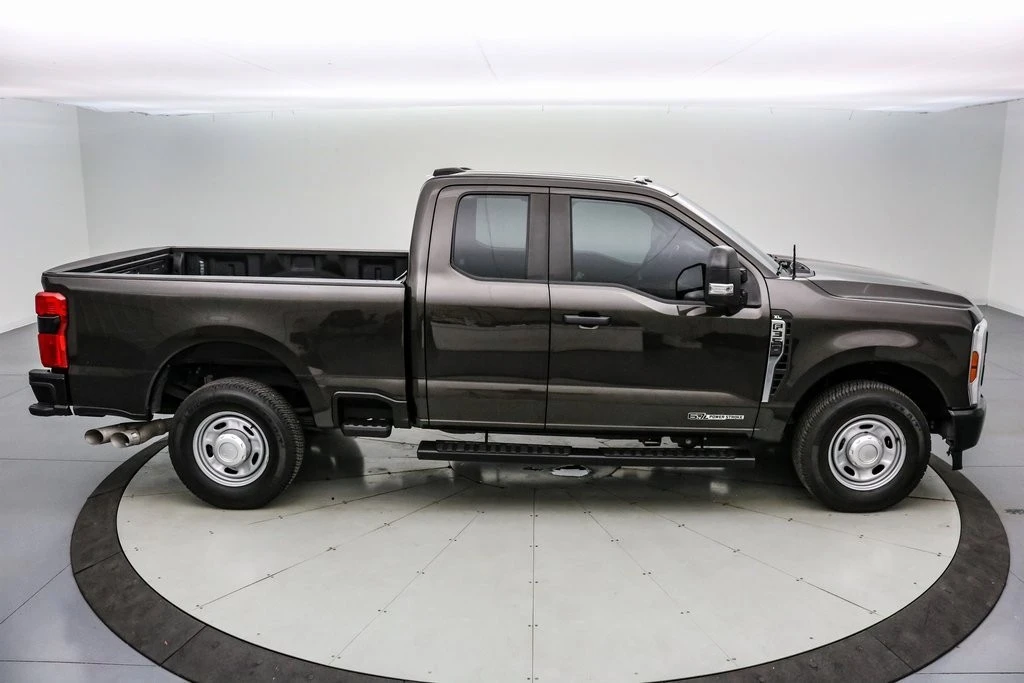 2024 Ford Super Duty 5th Gen - Image 4 of 21