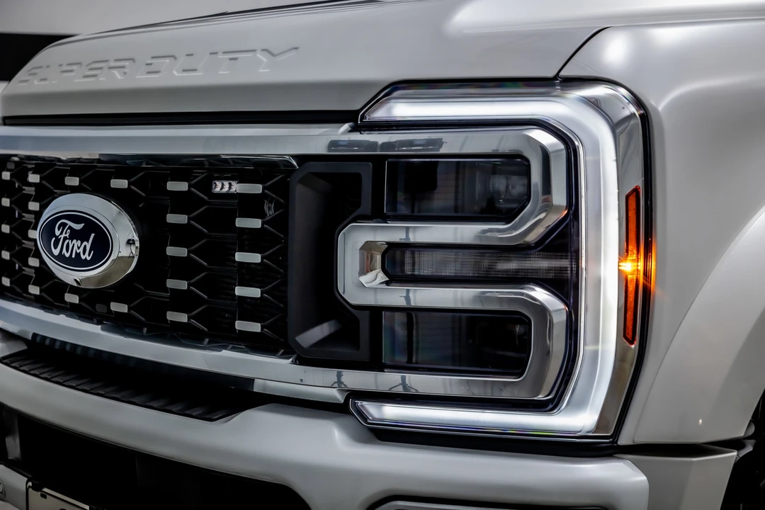 2024 Ford Super Duty 5th Gen - Image 19 of 21