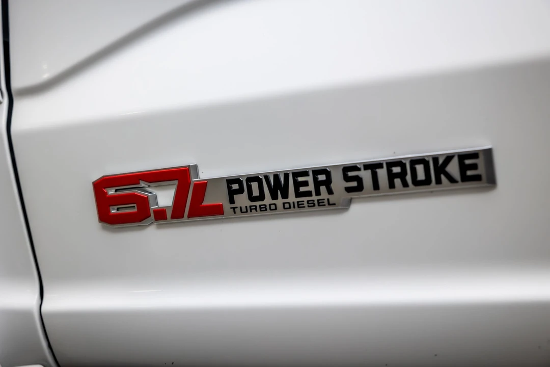 2024 Ford Super Duty 5th Gen - Image 17 of 21