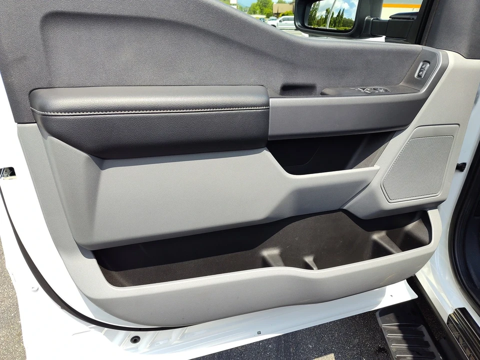 2024 Ford Super Duty 5th Gen - Image 19 of 21