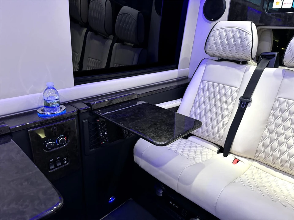 2024 Ford Transit - Image 21 of 21