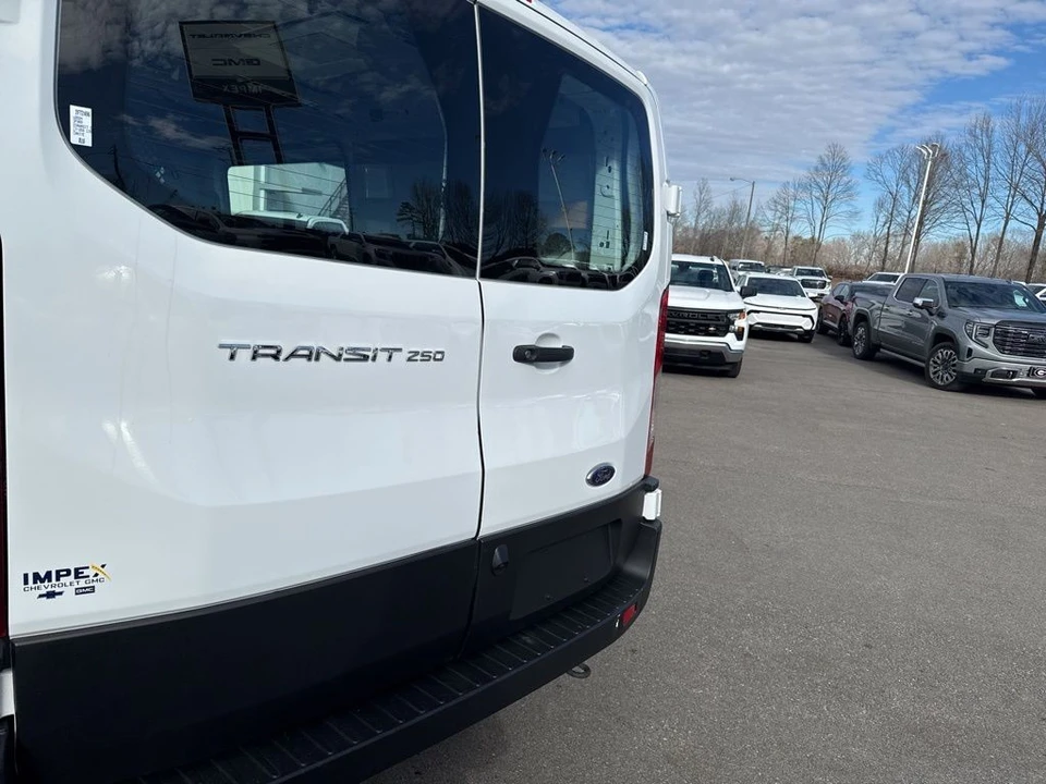 2024 Ford Transit - Image 25 of 31