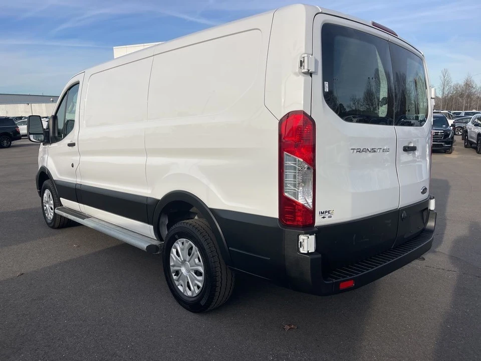 2024 Ford Transit - Image 3 of 31