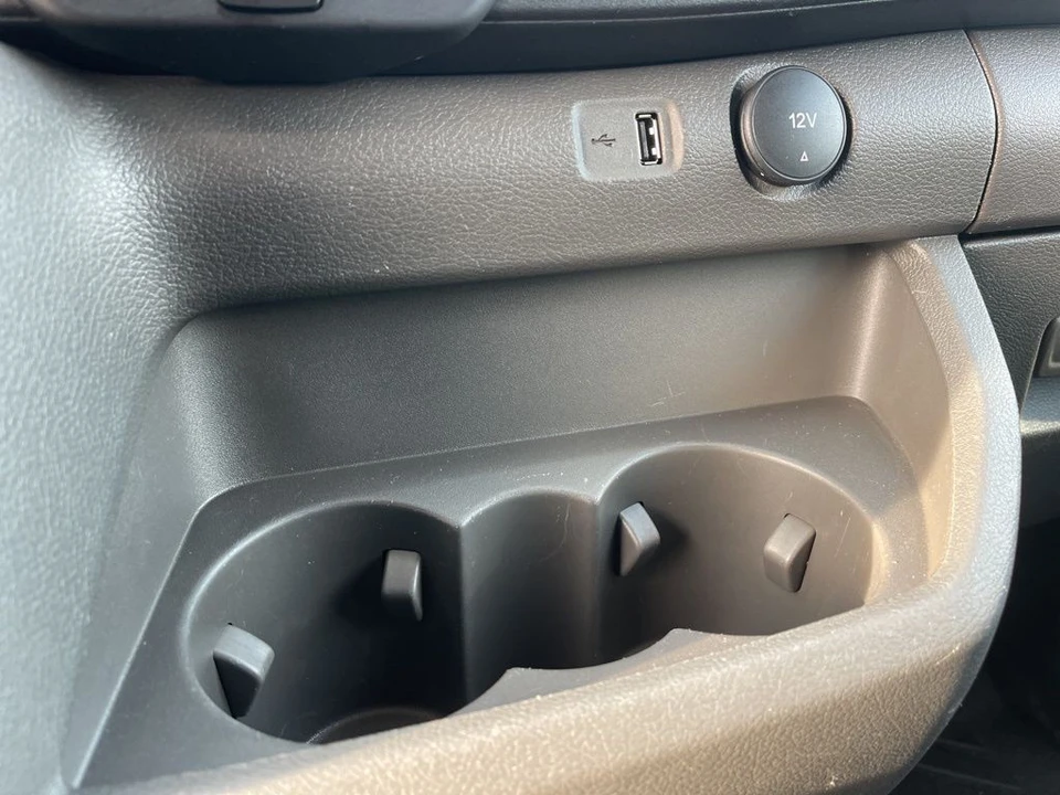 2024 Ford Transit - Image 17 of 31