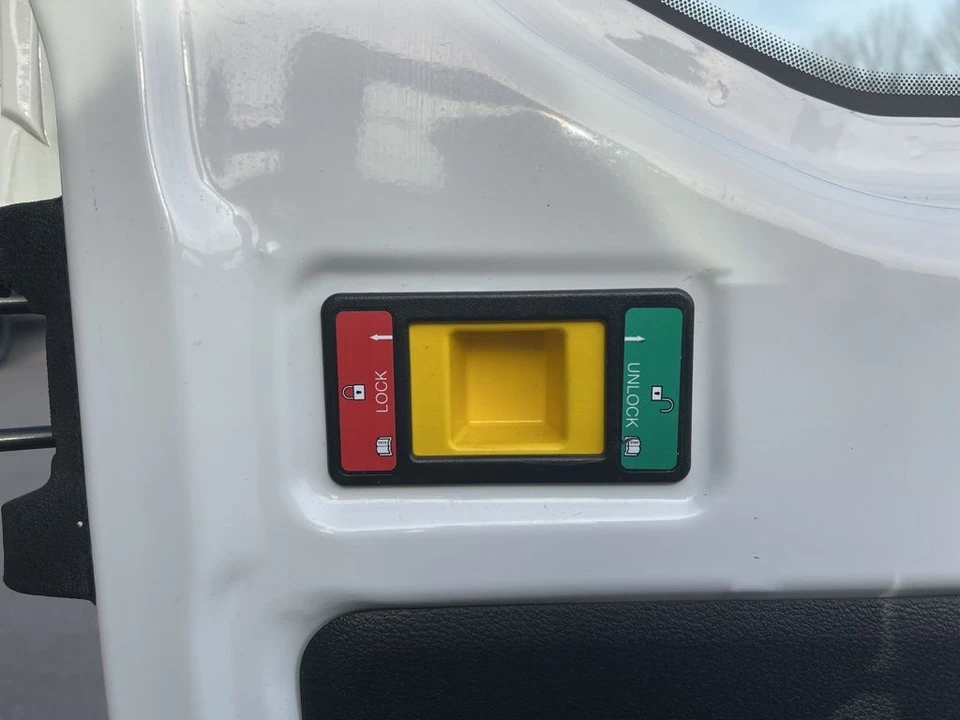 2024 Ford Transit - Image 25 of 31