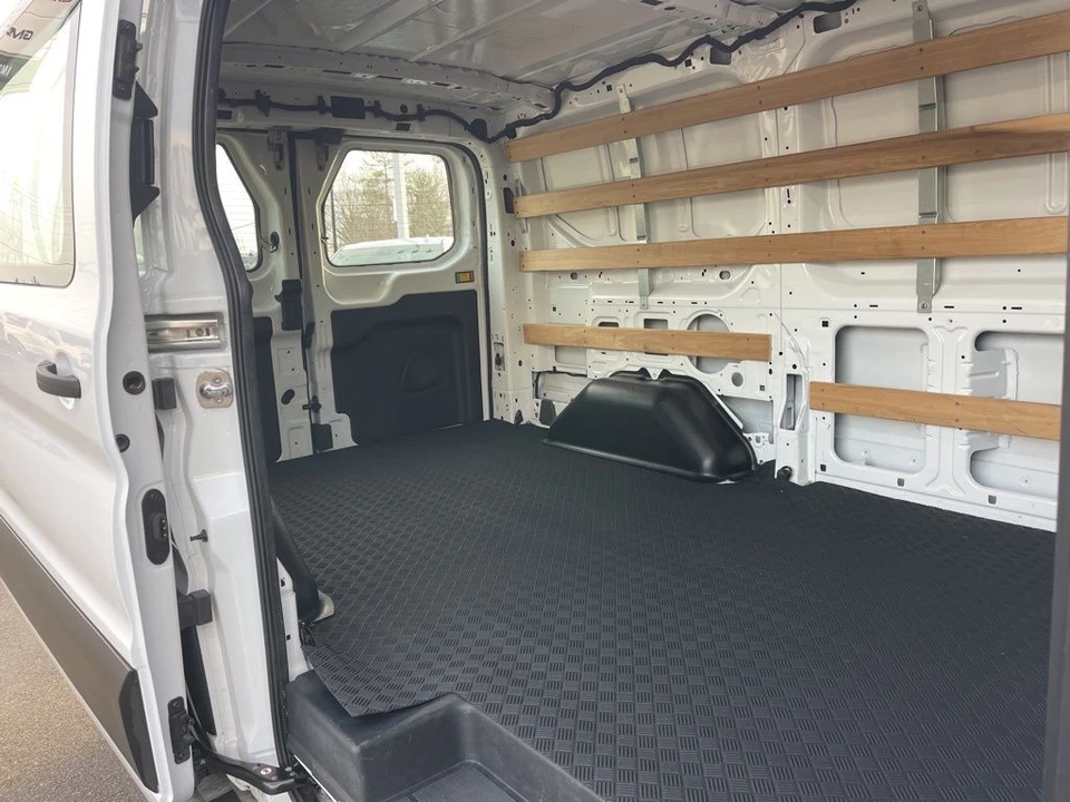 2024 Ford Transit - Image 27 of 31
