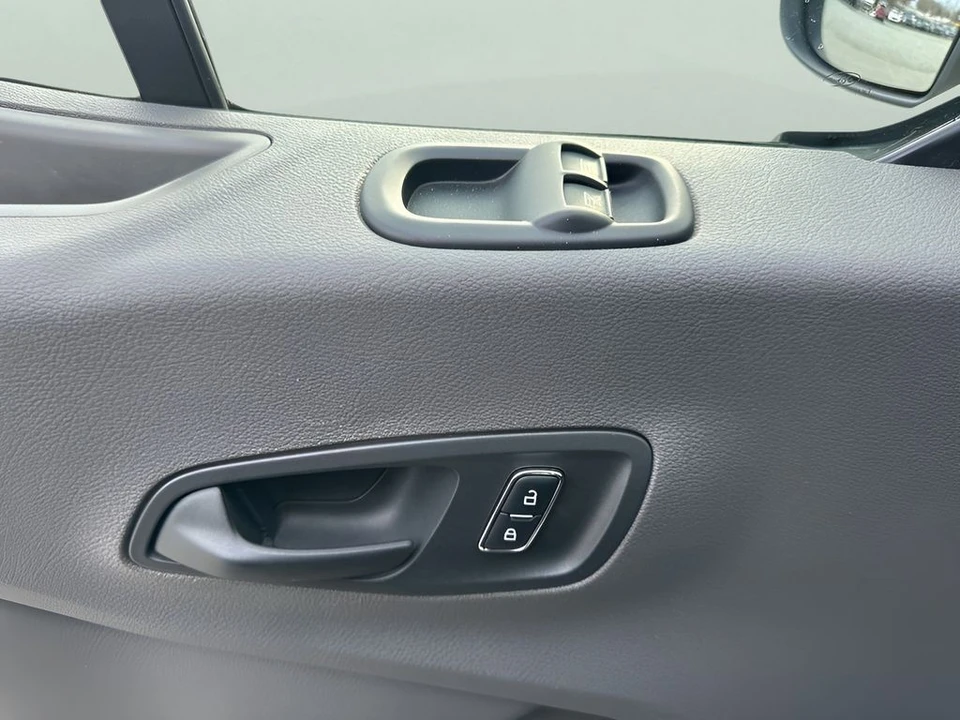 2024 Ford Transit - Image 22 of 31