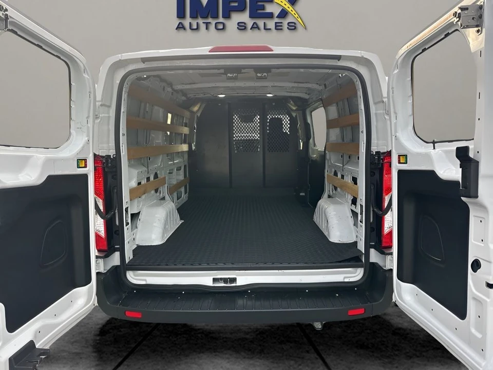 2024 Ford Transit - Image 24 of 31