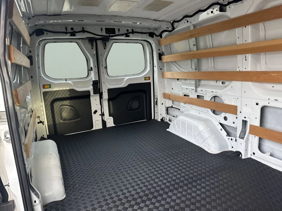 2024 Ford Transit - Image 10 of 31