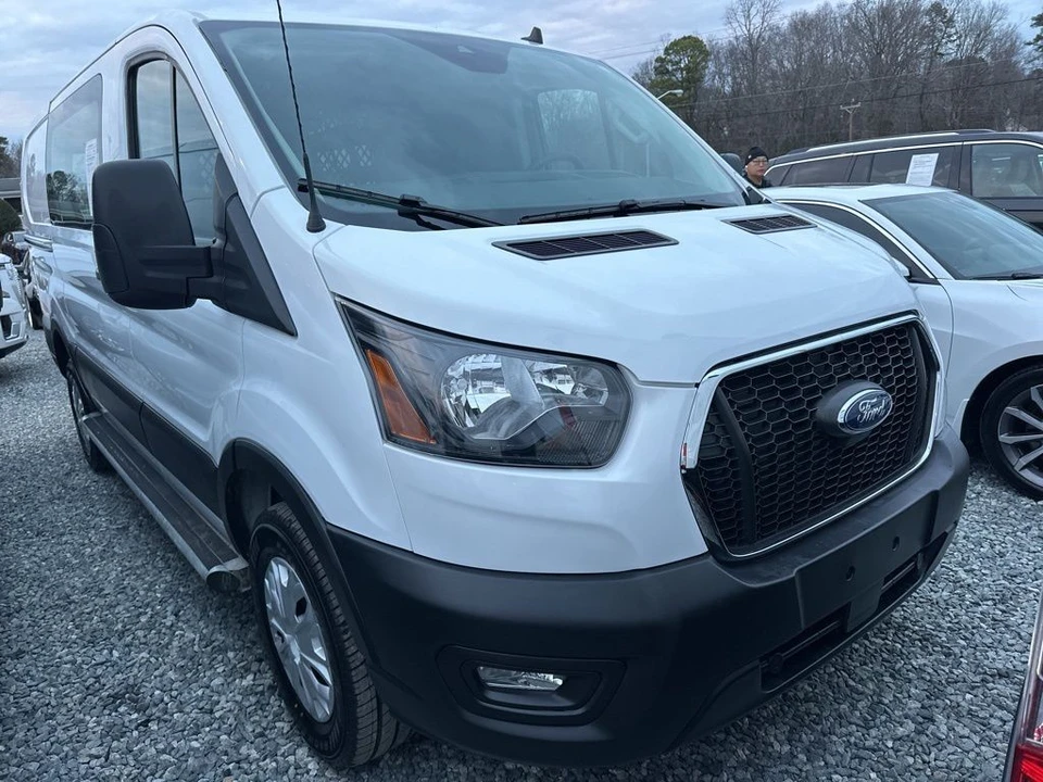 2024 Ford Transit - Image 2 of 4