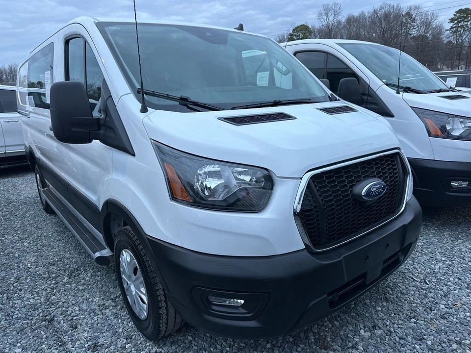 2024 Ford Transit - Image 2 of 4