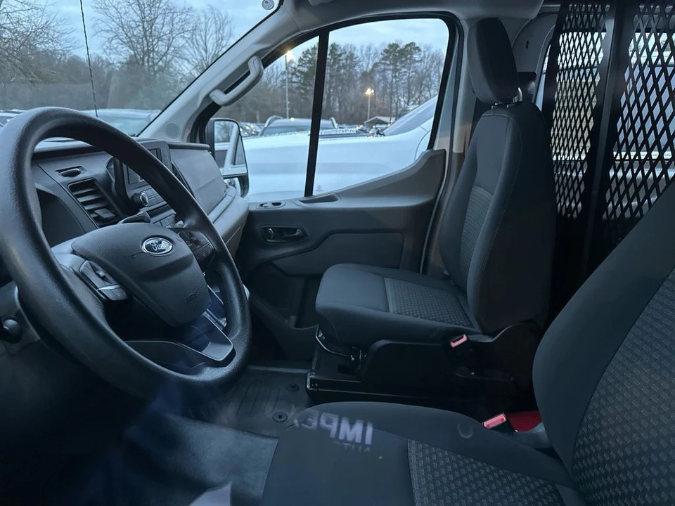 2024 Ford Transit - Image 3 of 4