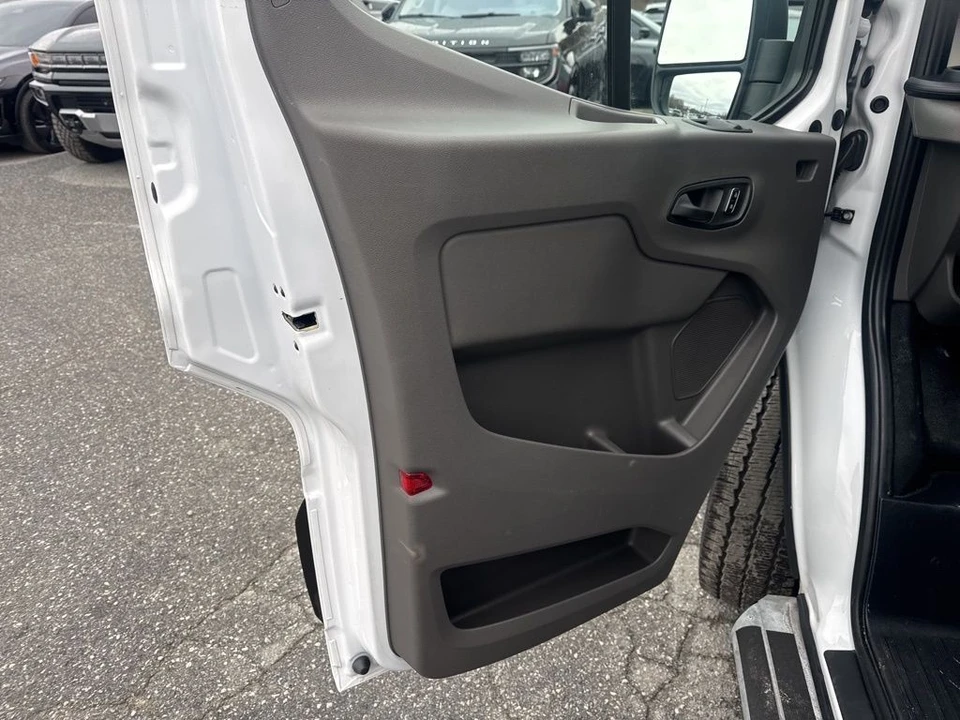 2024 Ford Transit - Image 19 of 21