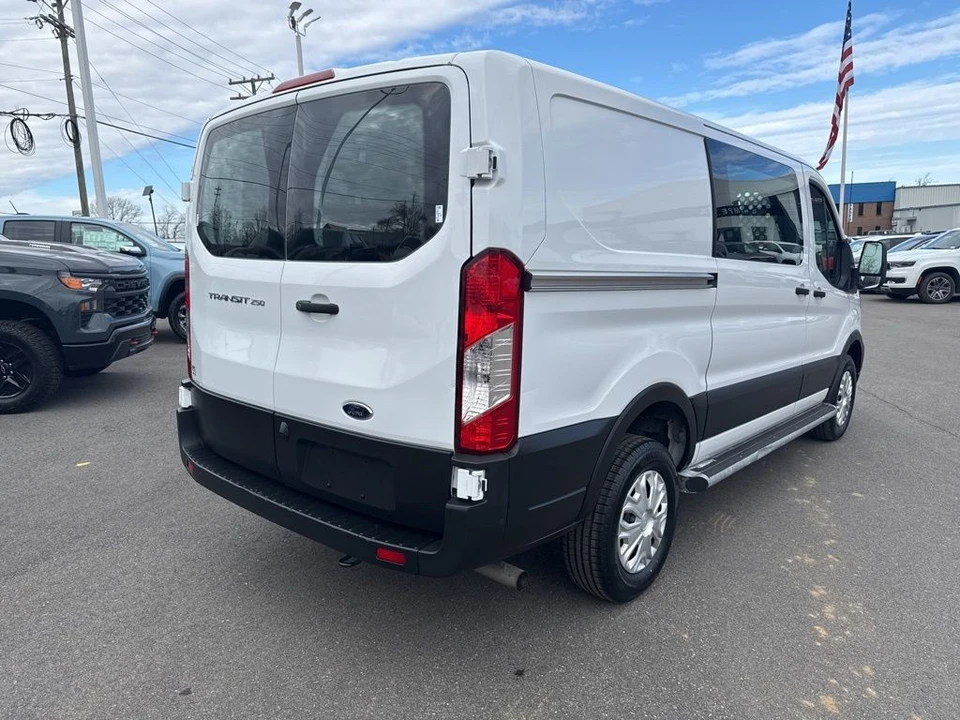 2024 Ford Transit - Image 5 of 31