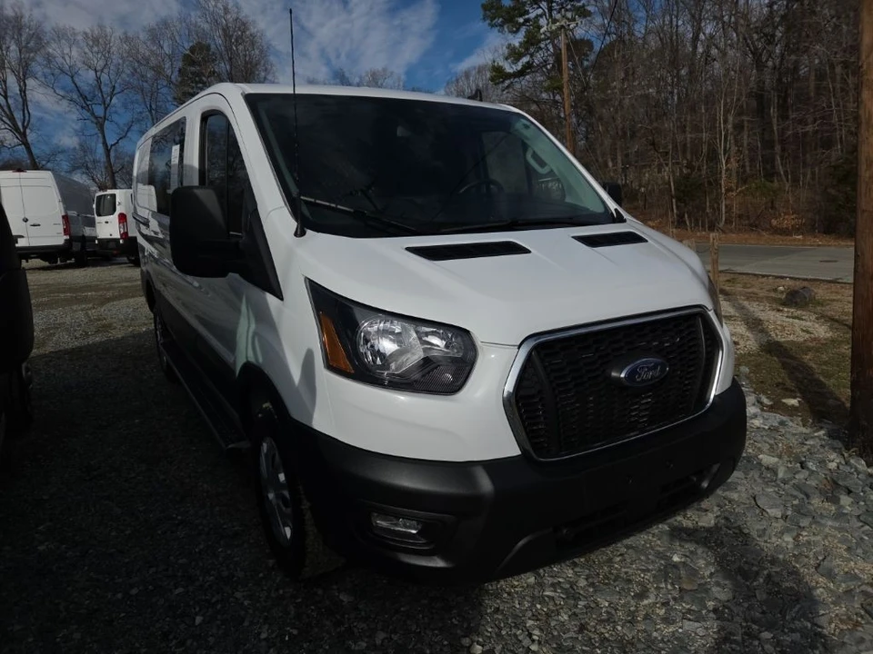 2024 Ford Transit - Image 2 of 4