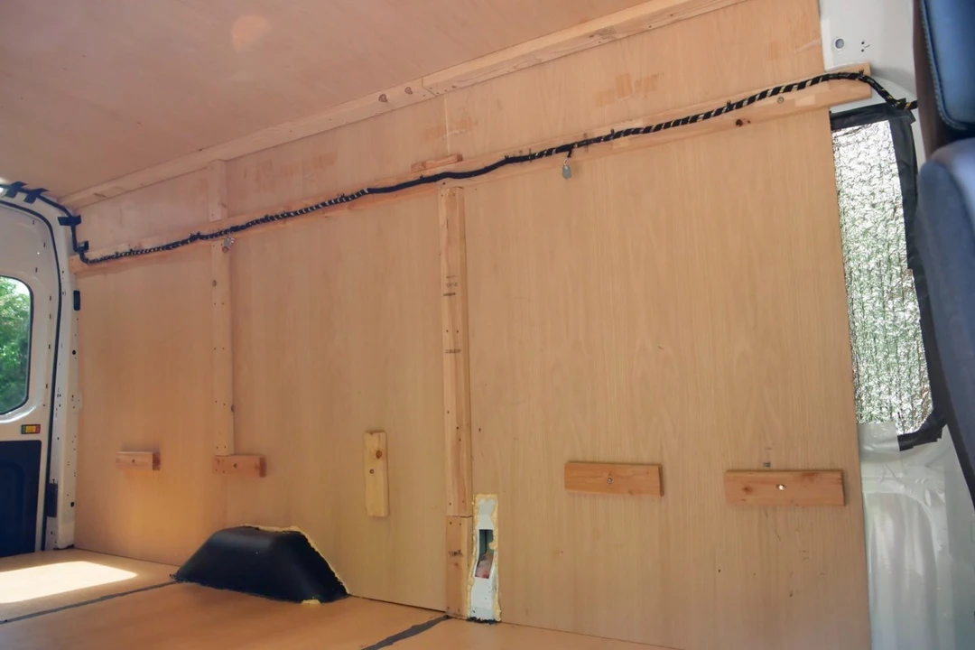 2024 Ford Transit - Image 30 of 31