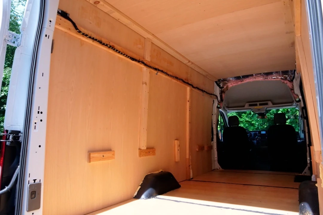 2024 Ford Transit - Image 26 of 31
