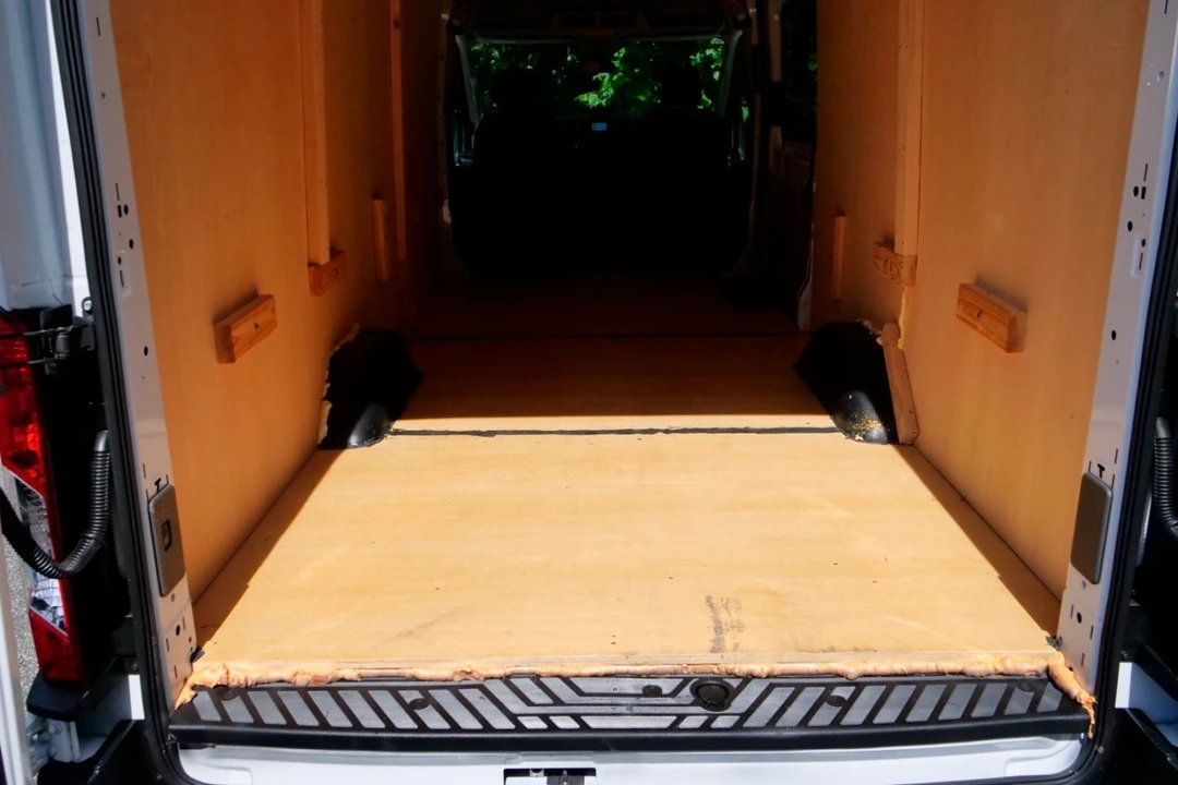 2024 Ford Transit - Image 25 of 31