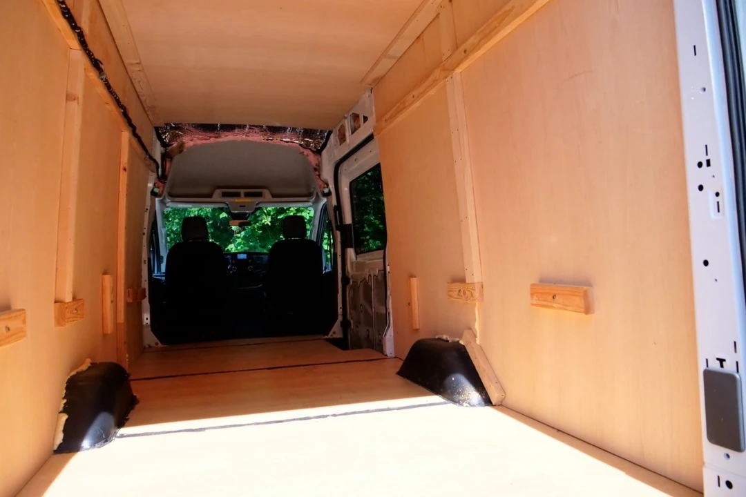 2024 Ford Transit - Image 27 of 31