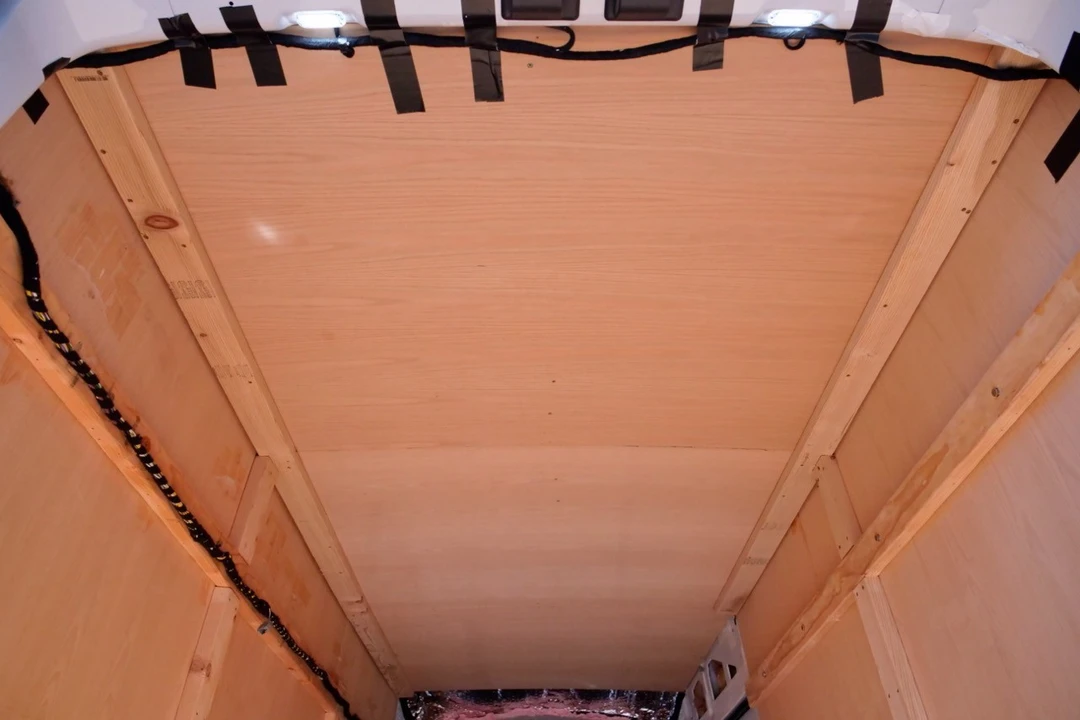 2024 Ford Transit - Image 28 of 31