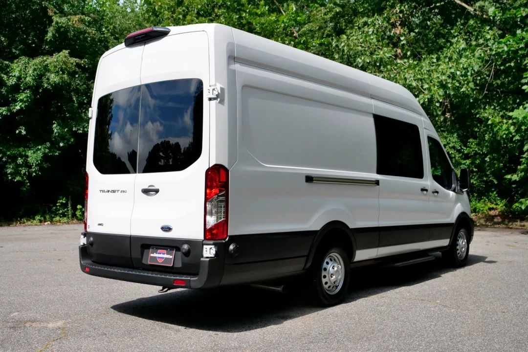 2024 Ford Transit - Image 9 of 31