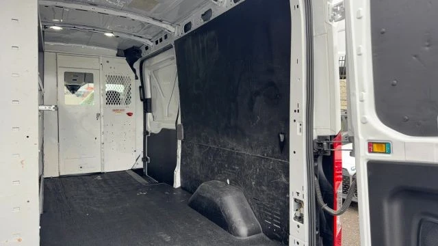 2024 Ford Transit - Image 21 of 31