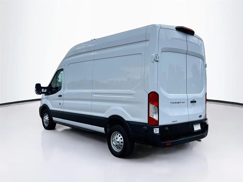 2024 Ford Transit - Image 24 of 31