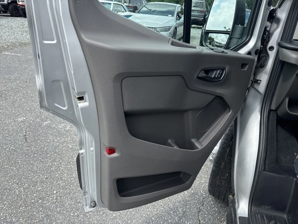 2024 Ford Transit - Image 22 of 31