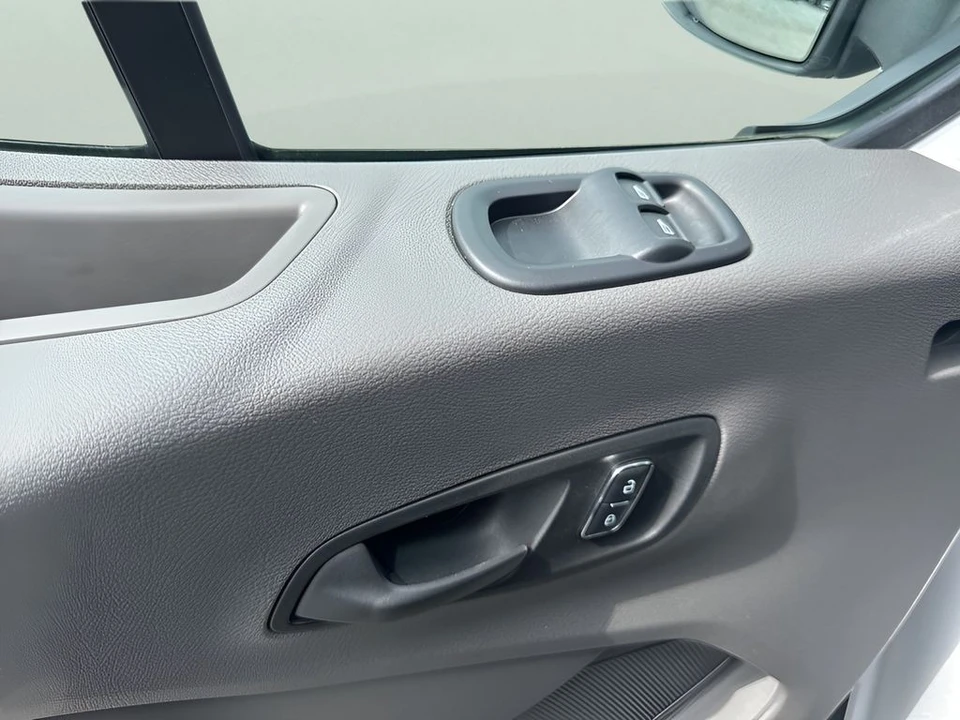 2024 Ford Transit - Image 23 of 31