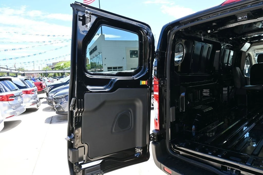 2024 Ford Transit - Image 24 of 31