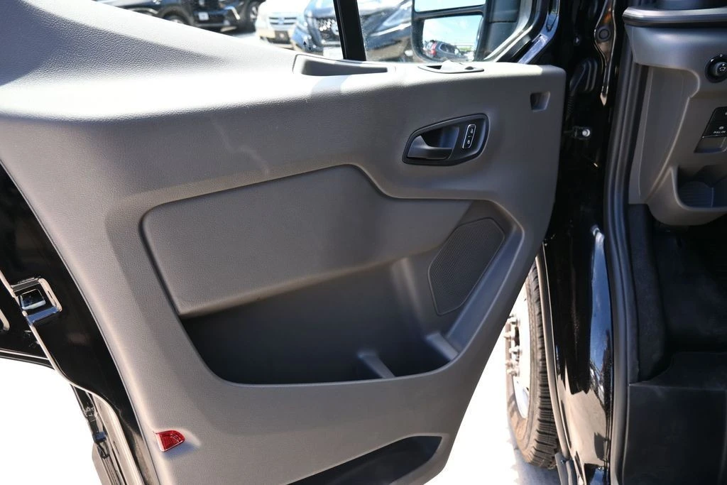 2024 Ford Transit - Image 15 of 31