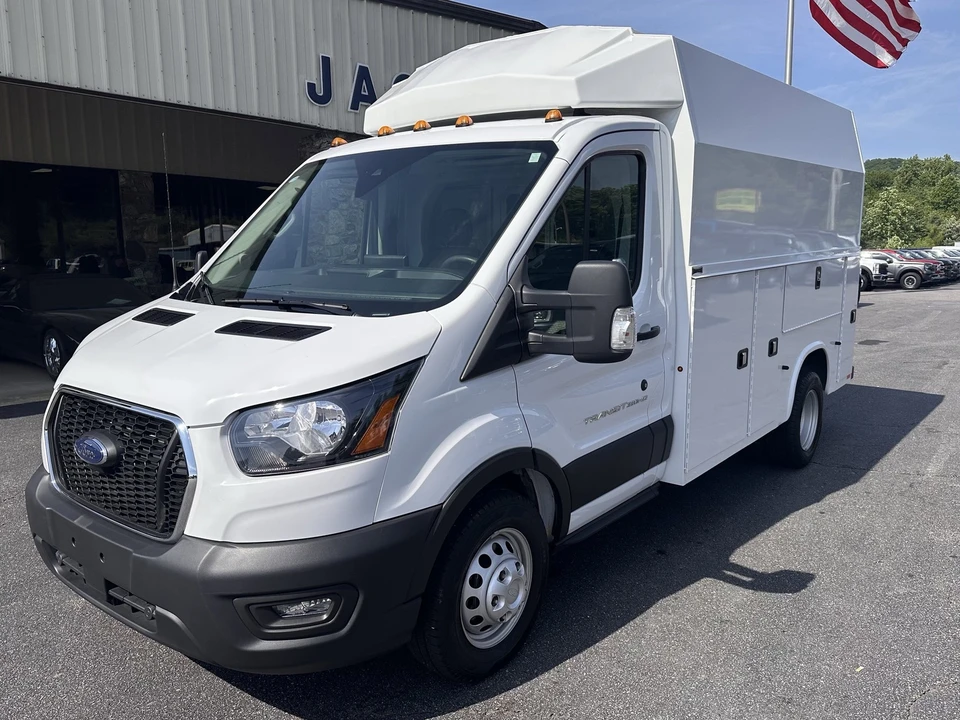 2024 Ford Transit - Image 2 of 29