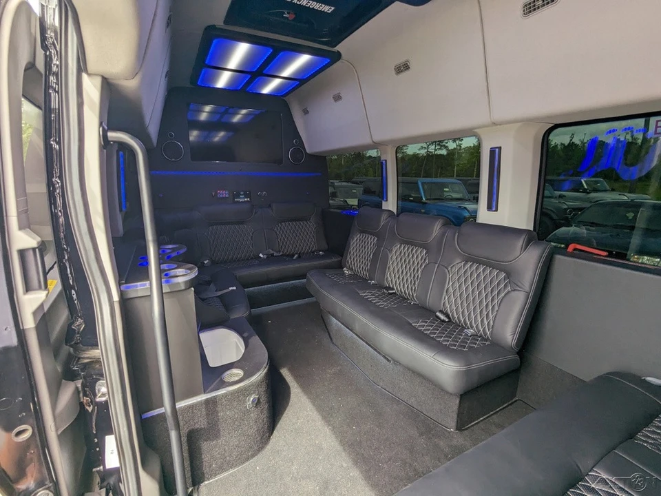 2024 Ford Transit - Image 15 of 24