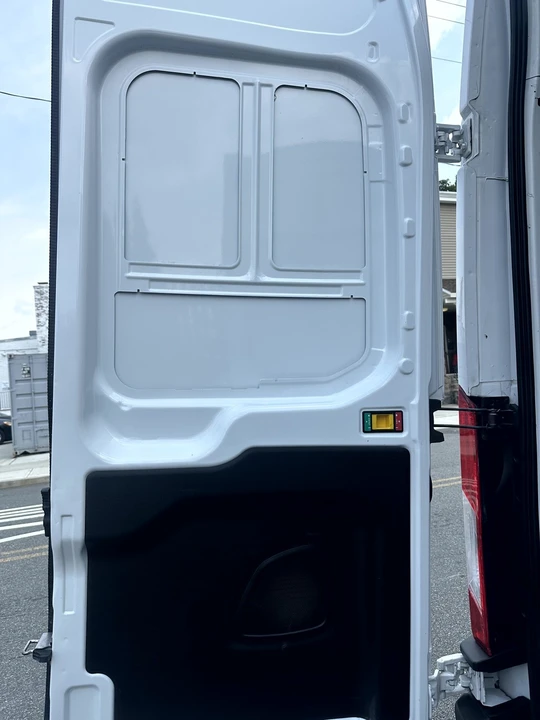 2024 Ford Transit - Image 17 of 28