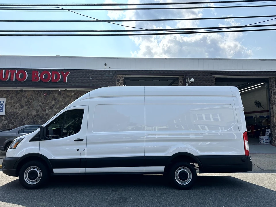2024 Ford Transit - Image 8 of 28