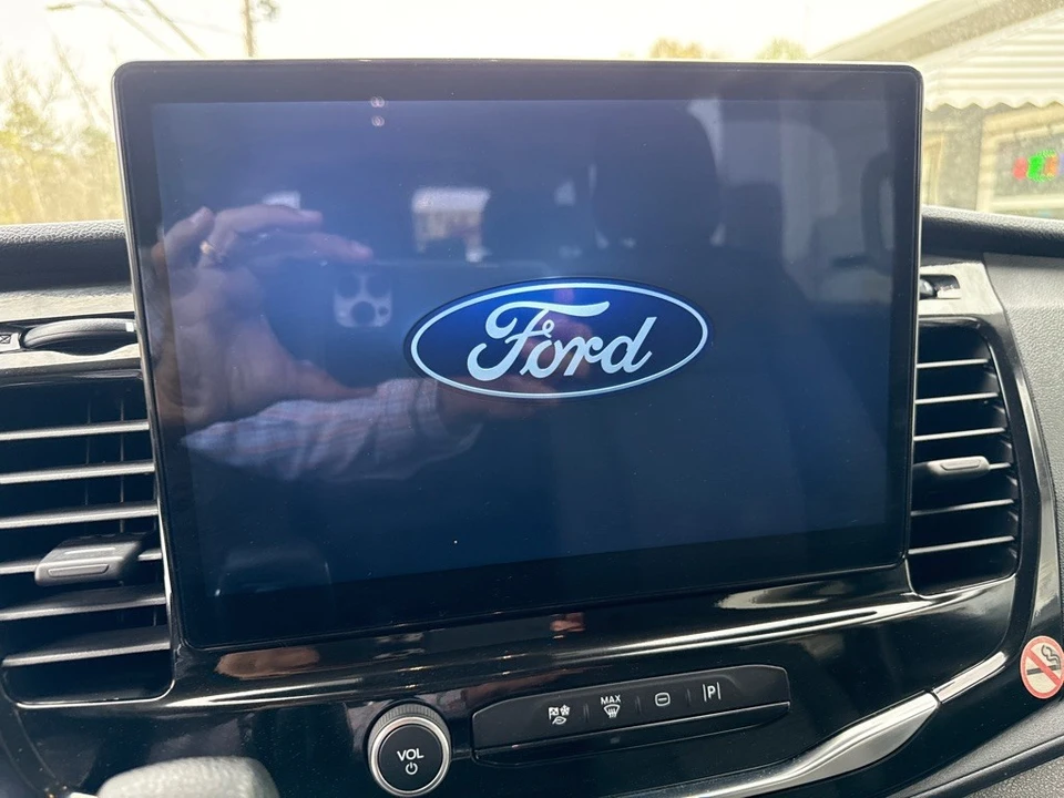 2024 Ford Transit - Image 15 of 21