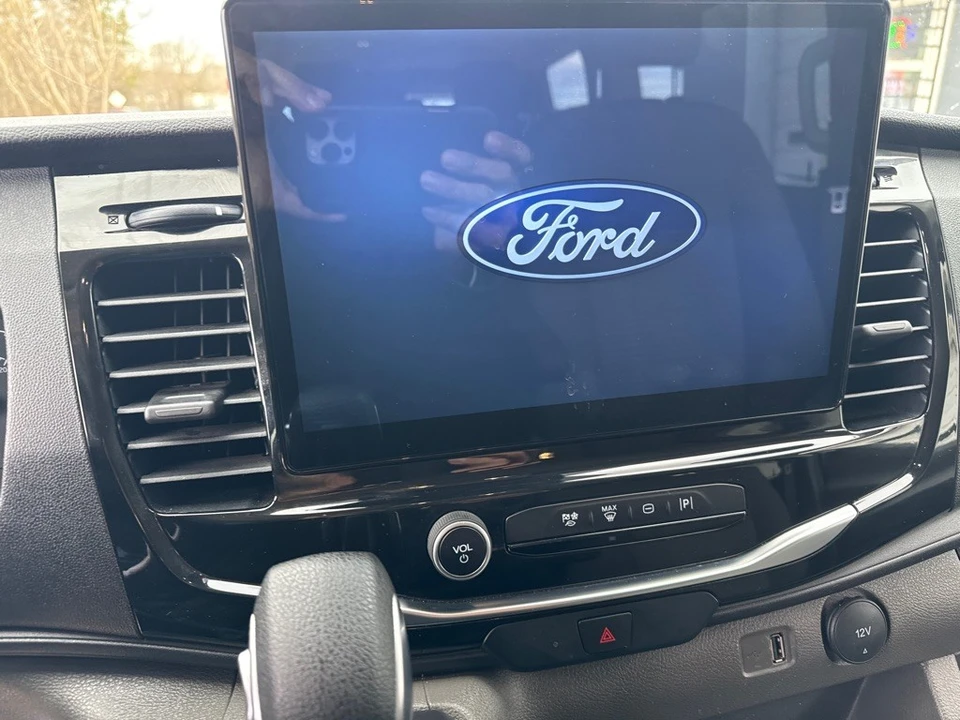 2024 Ford Transit - Image 19 of 21