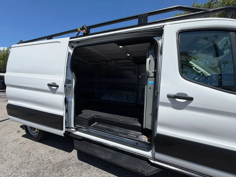 2024 Ford Transit - Image 17 of 30